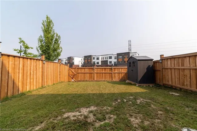 Additional image 38 of 933 Robert Ferrie Dr