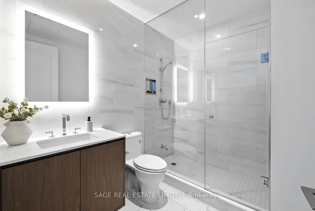 Additional image 17 of 118 Merchants Wharf Unit 910