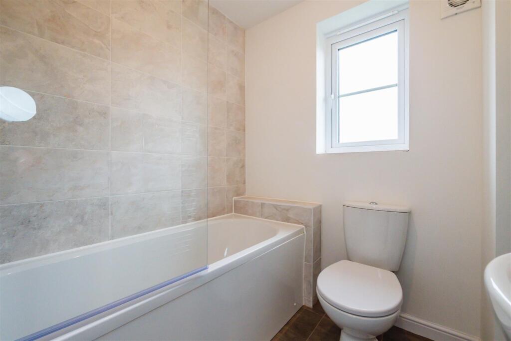 Additional image 20 of Calverley View, Bradford, BD2