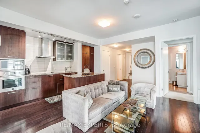 Additional image 12 of 14 York St Unit 3803