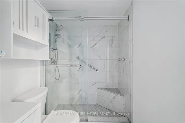 Additional image 29 of 55 Skymark Dr Unit 2404