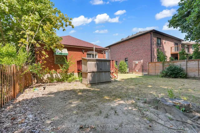 Additional image 13 of 547 Douglas Ave