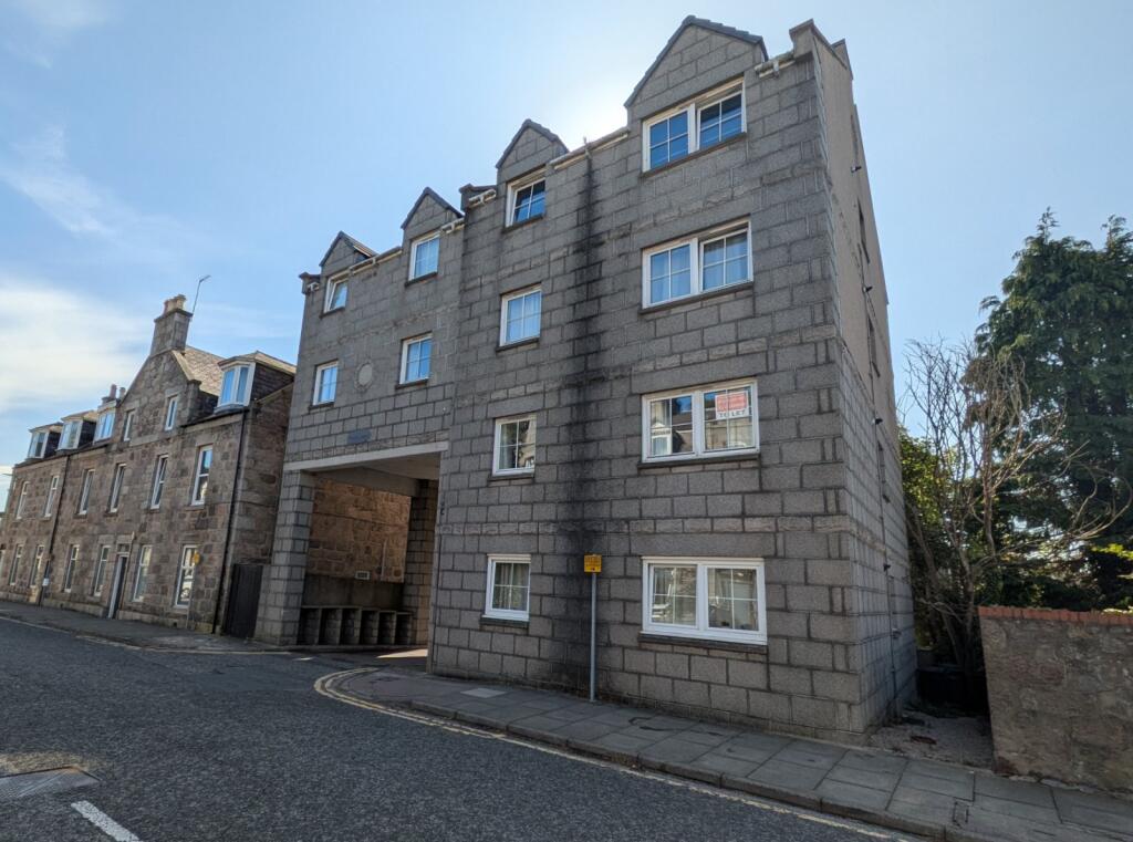 Whitehall Mews, Aberdeen, AB25
