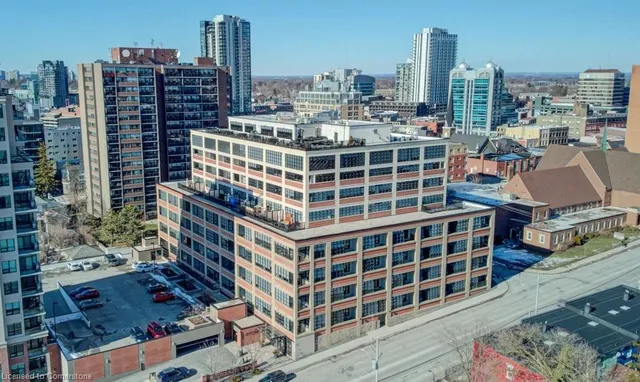 Additional image 2 of 112 Benton St Unit 207