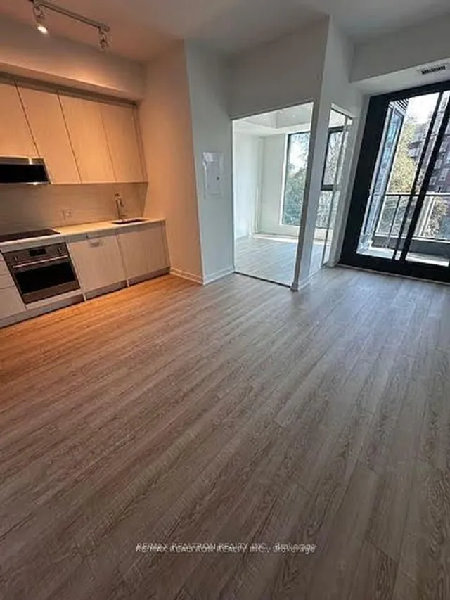 Additional image 7 of 250 Lawrence Ave Unit 415