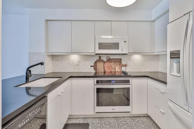 Additional image 7 of 2267 Lakeshore Blvd Unit 216