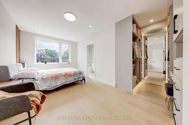 Additional image 20 of 431 Roxton Rd