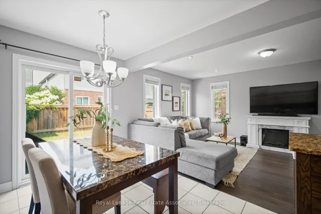 Additional image 11 of 439 Moorlands Cres