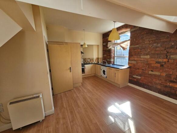 Additional image 18 of 116 Balme Road, Cleckheaton, West Yorkshire BD19 4DJ