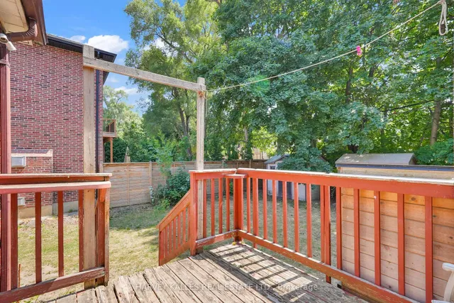 Additional image 17 of 547 Douglas Ave