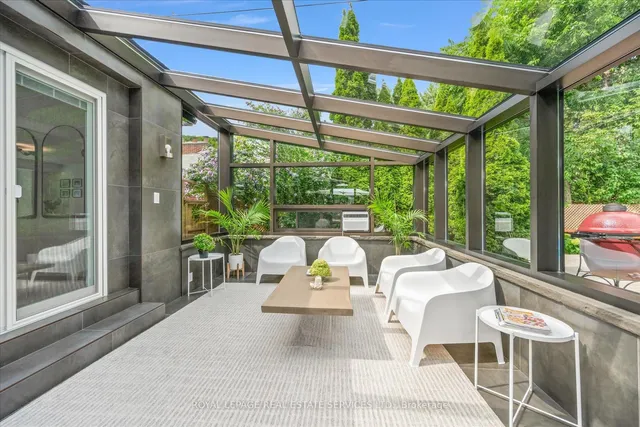 Additional image 42 of 106 Princess Margaret Blvd