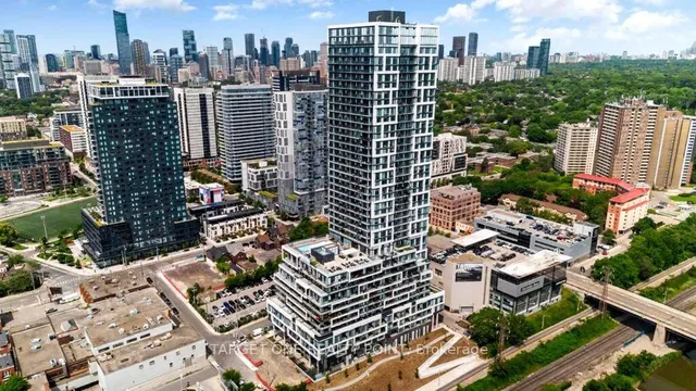 5 Defries St Unit 601