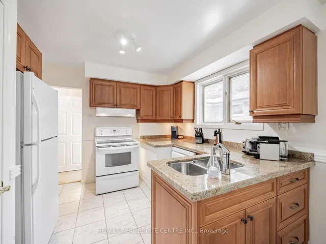 Additional image 11 of 106 Mercury Rd