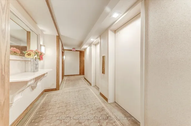 Additional image 11 of 1 Concorde Pl Unit 405