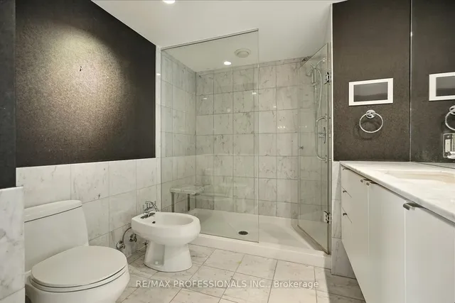 Additional image 32 of 1430 Yonge St Unit 1401