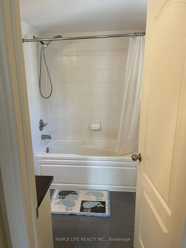 Additional image 8 of 12 EATON PARK Lane Unit 8