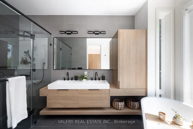 Additional image 28 of 83 Virginia Ave