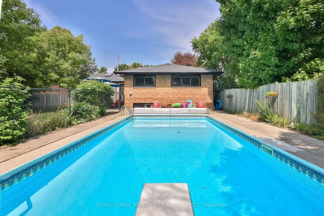 Additional image 30 of 45 Doonaree Dr