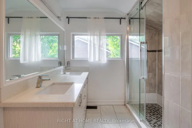 Additional image 16 of 8 Madras Cres