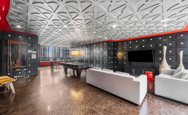 Additional image 7 of 20 Blue Jays Way Unit 809