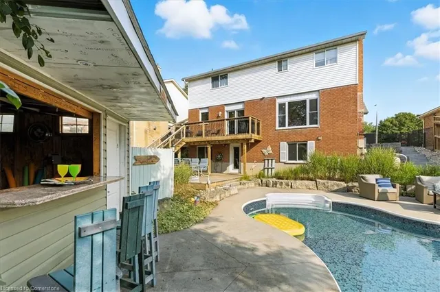 Additional image 37 of 36 Notchwood Crt