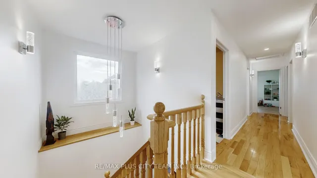 Additional image 20 of 34 Edge Park Ave