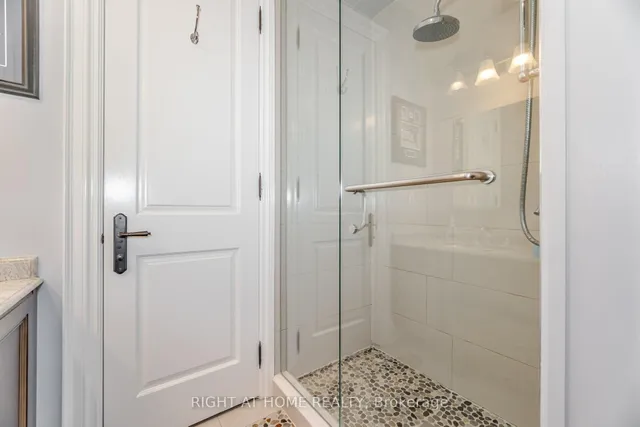 Additional image 32 of 58 Johnston Ave