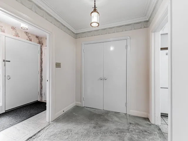 Additional image 15 of 200 Cortleigh Blvd