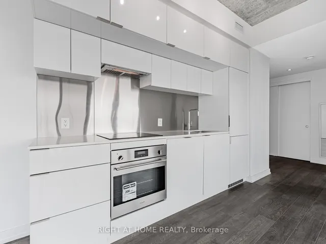 Additional image 8 of 185 Roehampton Ave Unit 3110