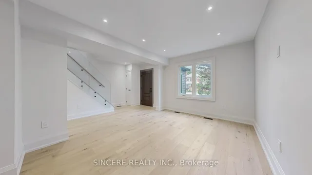 Additional image 6 of 123 Lawrence Ave