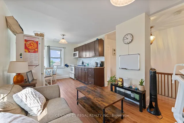 Additional image 11 of 32 Chamberlain Ave