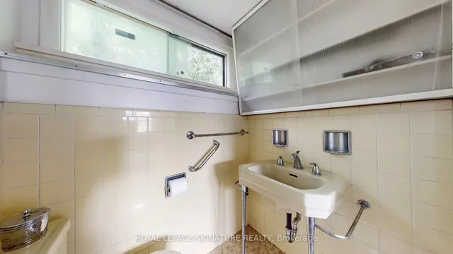 Additional image 13 of 174 Caribou Rd