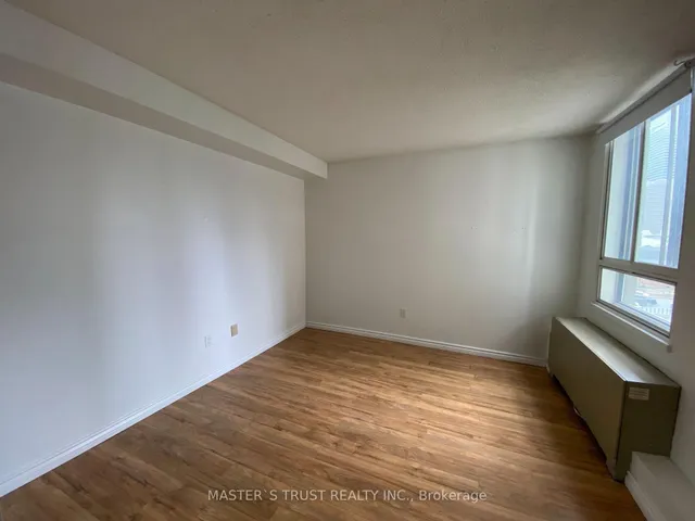 Additional image 9 of 270 Queens Quay Unit 706