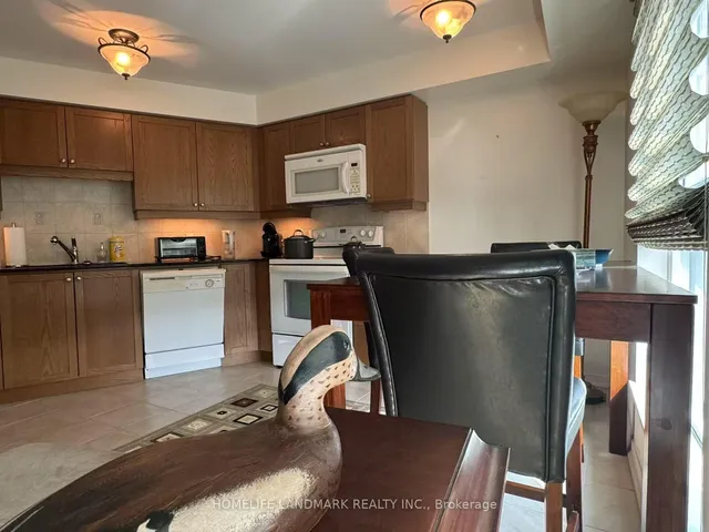 Additional image 5 of 18 Valley Woods Rd Unit 1002