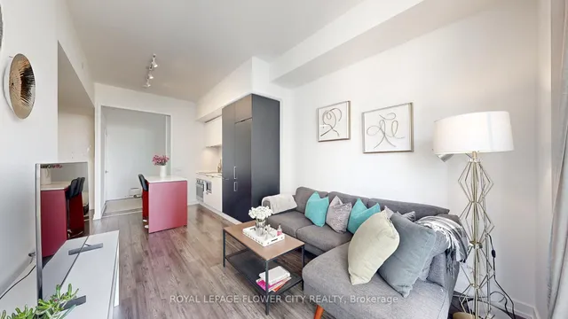 Additional image 15 of 33 Helendale Ave Unit 1101