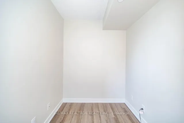 Additional image 20 of 38 Monte Kwinter Crt Unit 627