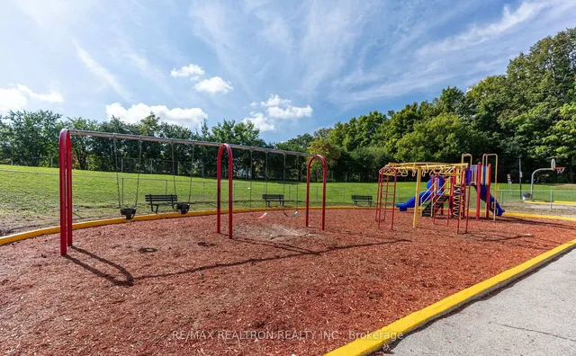 Additional image 18 of 10 Sunny Glwy Unit 2101