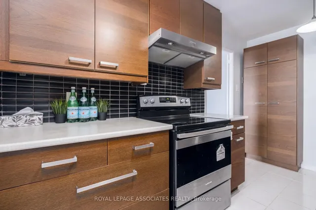 Additional image 16 of 855 Kennedy Rd Unit 705