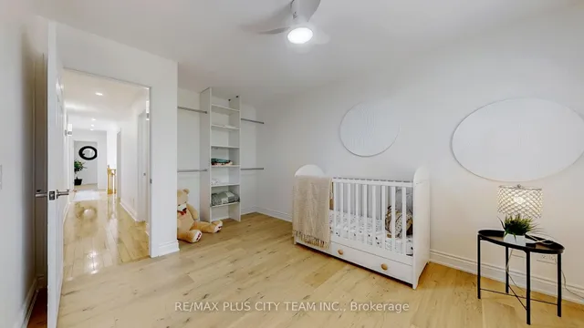 Additional image 30 of 34 Edge Park Ave