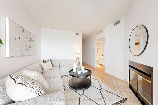 Additional image 9 of 65 Scadding Ave Unit 924