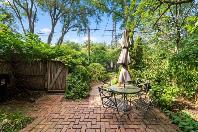 Additional image 27 of 38 Whitehall Rd