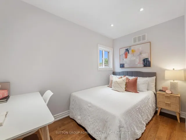 Additional image 24 of 398 Crawford St