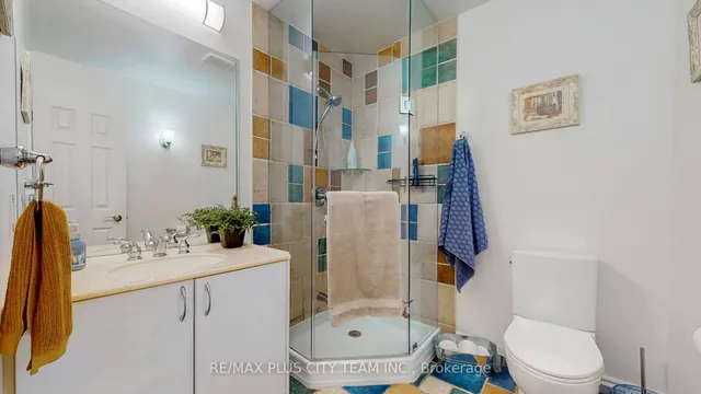 Additional image 35 of 34 Edge Park Ave