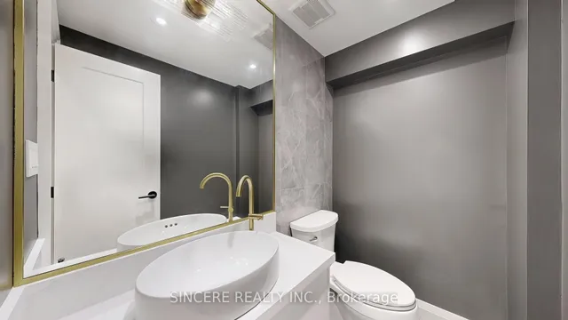 Additional image 19 of 123 Lawrence Ave