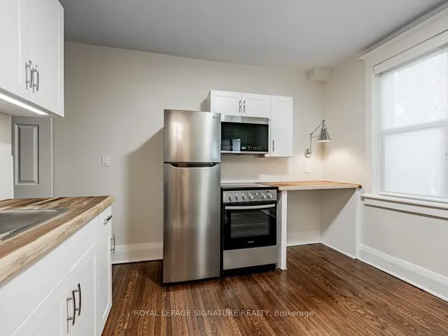 Additional image 35 of 47 Arlington Ave