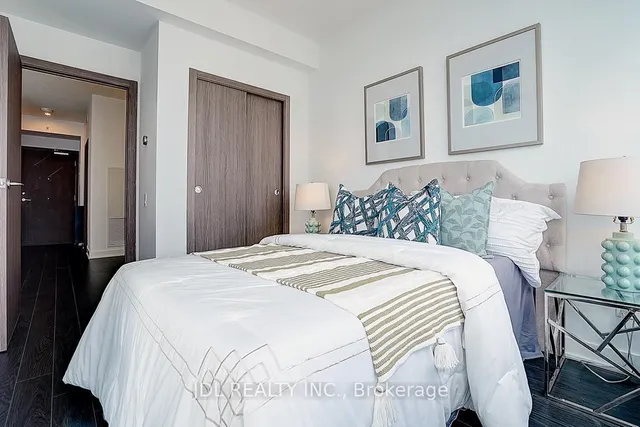 Additional image 28 of 19 Bathurst St Unit 3709