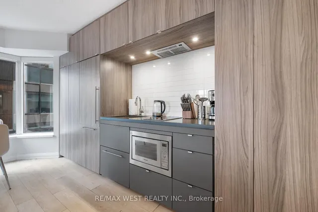 Additional image 18 of 155 Yorkville Ave Unit 704