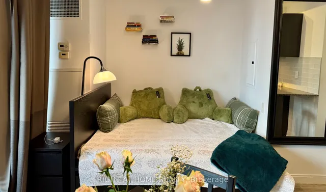 Additional image 7 of 42 Charles St Unit 2206