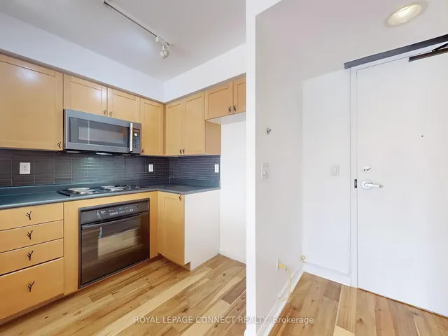 Additional image 15 of 311 Richmond St Unit 809