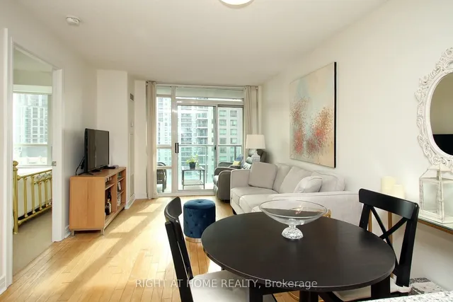 Additional image 3 of 16 Harrison Garden Blvd Unit 1507